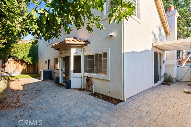 Detail Gallery Image 16 of 33 For 8227 E Candleberry Cir, Orange,  CA 92869 - 3 Beds | 2/1 Baths