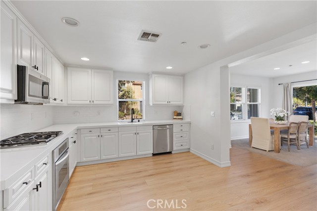 Detail Gallery Image 17 of 39 For 26 Paseo Luna, San Clemente,  CA 92673 - 3 Beds | 2/1 Baths