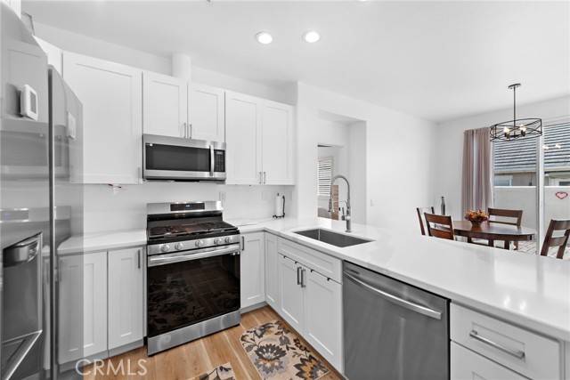 104 Seacountry Lane, Rancho Santa Margarita CA: https://media.crmls.org/medias/9b10c6f4-8b79-486b-9630-5ca158aa6a0a.jpg