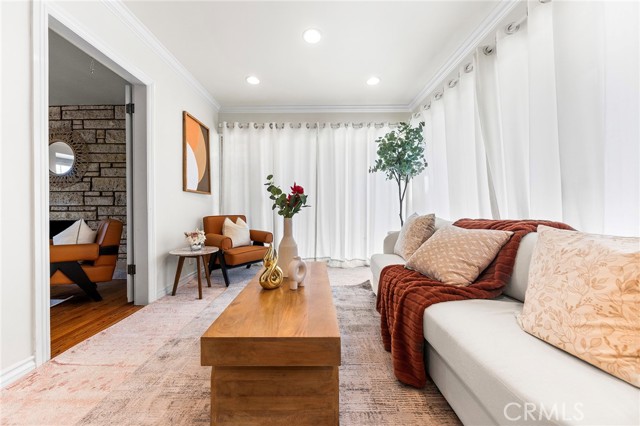 Detail Gallery Image 11 of 33 For 2270 Brentford Rd, San Marino,  CA 91108 - 3 Beds | 2/1 Baths