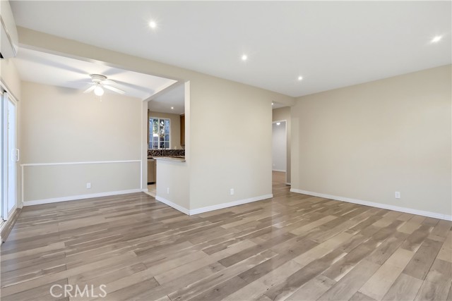 17811 Ludlow Street photo 9