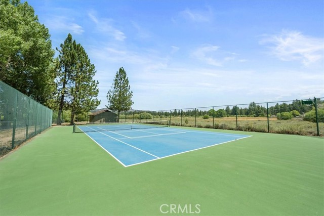Detail Gallery Image 26 of 28 For 799 Cienega Rd, Big Bear Lake,  CA 92315 - 3 Beds | 2 Baths