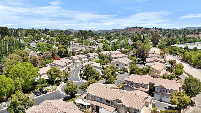 26502 Big Sur Drive, Valencia CA: https://media.crmls.org/medias/9b139531-1f30-47b1-bcc3-81074aa7db65.jpg