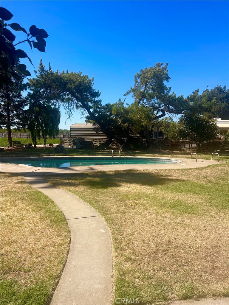 https://media.crmls.org/medias/9b13a542-2a83-42d9-b326-6a953a72f394.jpg?preset=X-Large