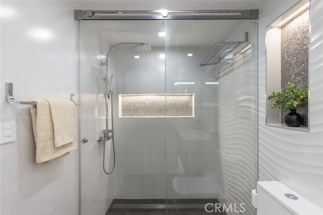 1007 S Catalina Avenue, Redondo Beach CA: https://media.crmls.org/medias/9b13bdc8-d973-4c0f-9712-838b231f6f8d.jpg