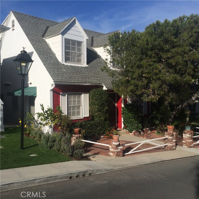 525 23rd Street, Manhattan Beach, California 90266, 3 Bedrooms Bedrooms, ,2 BathroomsBathrooms,Residential,Sold,23rd,SB17020829