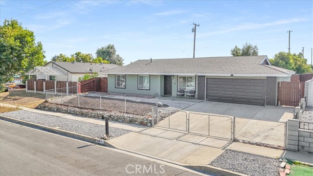 Detail Gallery Image 1 of 63 For 806 S Sandalwood Ave, Bloomington,  CA 92316 - 3 Beds | 2 Baths