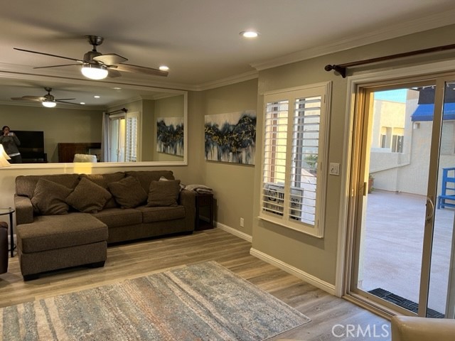 Detail Gallery Image 17 of 29 For 711 Pacific Coast Highway #324,  Huntington Beach,  CA 92648 - 1 Beds | 1 Baths