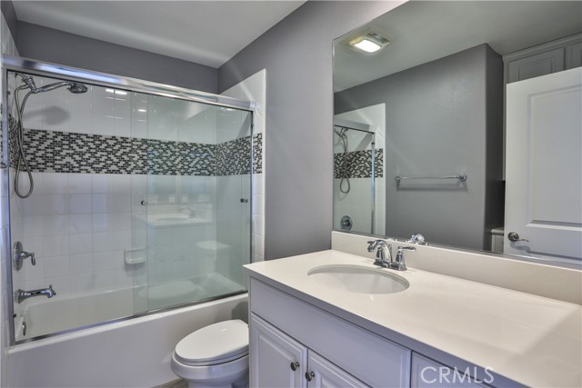 18658 Clubhouse Drive, Yorba Linda CA: https://media.crmls.org/medias/9b15adc3-d495-4203-bbb5-9fd741f166e1.jpg