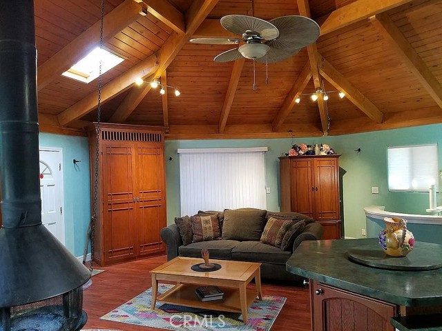1916 Teton Way, Pine Mountain Club CA: https://media.crmls.org/medias/9b16b1f4-b5a0-4c08-a2fa-ad78b7cc5e6f.jpg