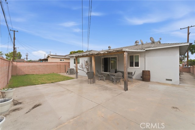 Detail Gallery Image 38 of 45 For 13503 Lancelot, Norwalk,  CA 90650 - 3 Beds | 2 Baths