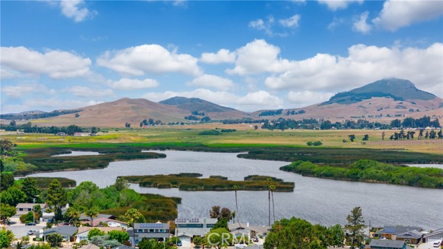 1466 Balboa Street, San Luis Obispo CA: https://media.crmls.org/medias/9b17b547-efd5-4962-a5c2-f6bf8934f84a.jpg