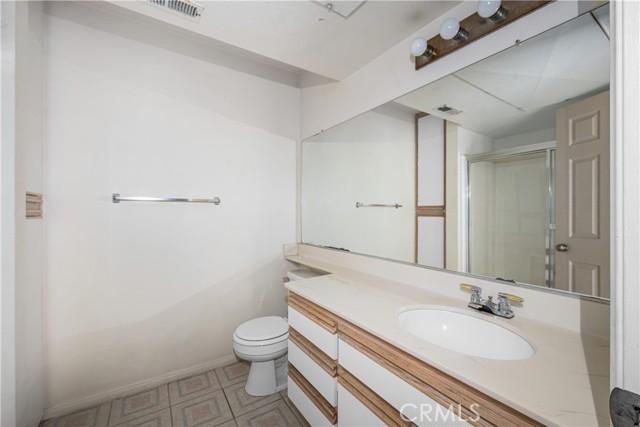 Detail Gallery Image 42 of 55 For 3605 E Anaheim #407,  Long Beach,  CA 90804 - 3 Beds | 2 Baths