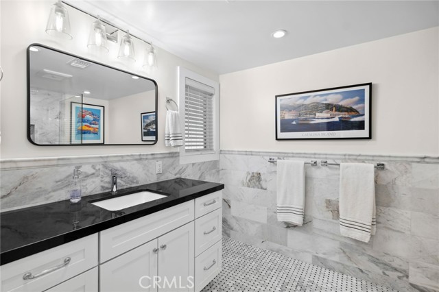 Detail Gallery Image 19 of 27 For 2312 Fairhill Dr, Newport Beach,  CA 92660 - 3 Beds | 2 Baths