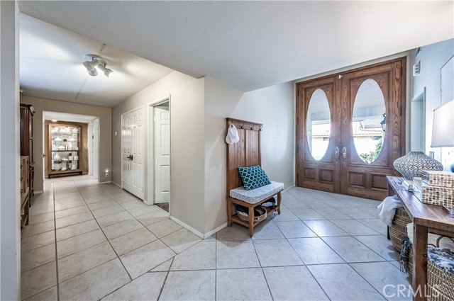 Detail Gallery Image 6 of 69 For 26 Seasons Ct, Madera,  CA 93637 - 3 Beds | 1/2 Baths