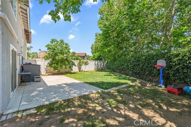 6858 John Dr, Jurupa Valley CA: https://media.crmls.org/medias/9b1bca4e-6751-43d5-aa05-904c579d0b37.jpg