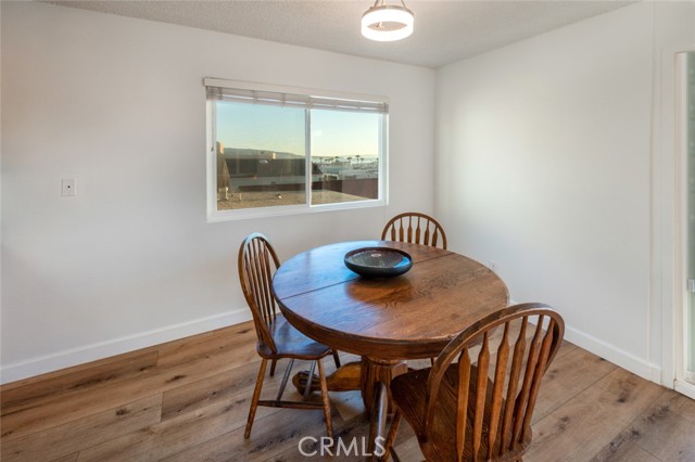 1424 Manhattan Avenue, Hermosa Beach, California 90254, 2 Bedrooms Bedrooms, ,2 BathroomsBathrooms,Residential,Sold,Manhattan,SB22026668