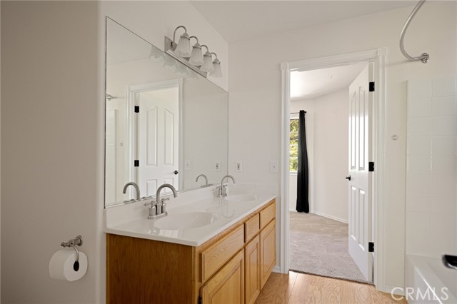 26350 Spyglass Drive, Lake Arrowhead CA: https://media.crmls.org/medias/9b1e82f9-1c2c-491b-8fbf-b1f64b9e9ba8.jpg