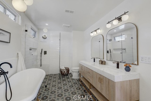 Detail Gallery Image 14 of 16 For 155 Trafalgar Ln, San Clemente,  CA 92672 - 3 Beds | 2/1 Baths