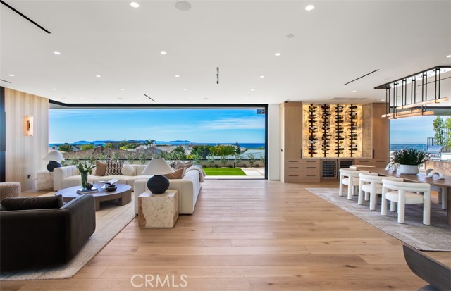 53 Montecito, Corona del Mar CA: https://media.crmls.org/medias/9b1ebd47-a945-4cfe-b7ed-5de059362218.jpg