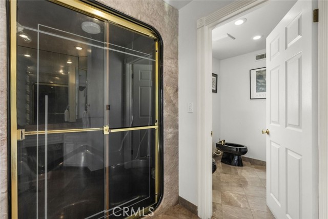 1815 Las Flores Drive, Glendale CA: https://media.crmls.org/medias/9b1ee35e-4a4b-4af8-a679-8397ade35343.jpg