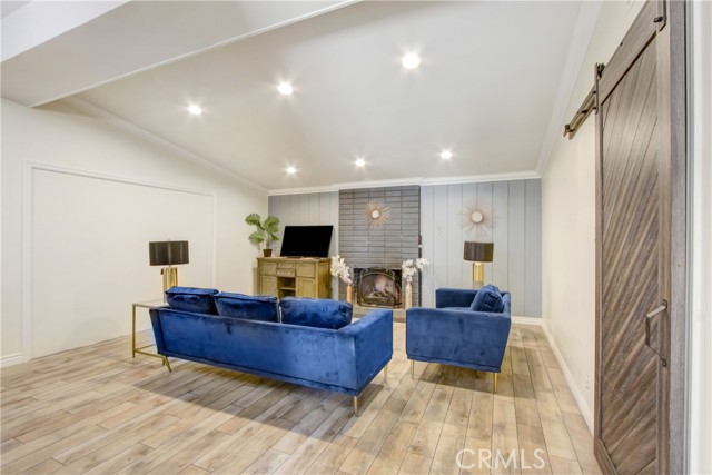 467 W Casad Street, Covina CA: https://media.crmls.org/medias/9b1ee81f-c0e7-4ba5-9fe8-b773b756fb1d.jpg