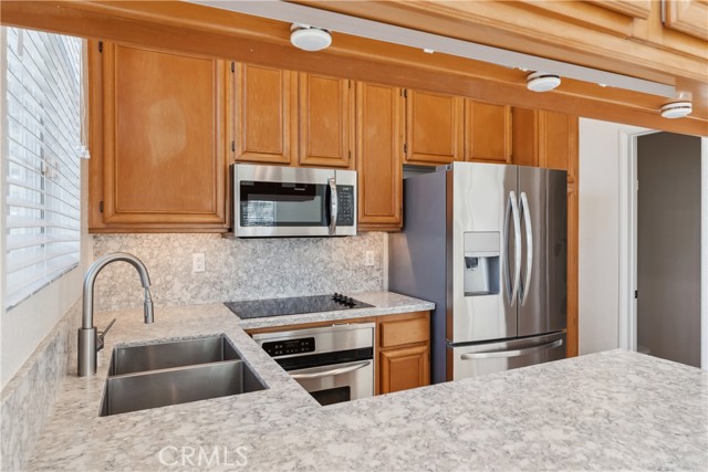 Detail Gallery Image 10 of 46 For 8105 E Santo Ct, Anaheim,  CA 92808 - 3 Beds | 2/1 Baths