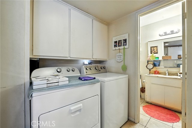 11702 Lakewood Boulevard, Downey CA: https://media.crmls.org/medias/9b20dc3b-2f37-4806-90fe-926f1a70557d.jpg