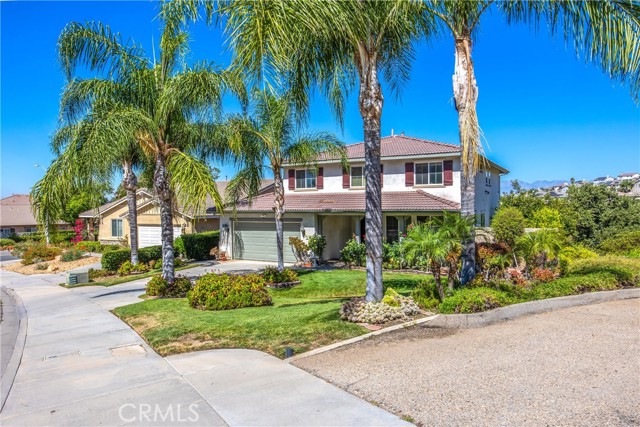 6858 Bacon Lane, Highland CA: https://media.crmls.org/medias/9b21c4d0-9f78-4a20-b7e9-326cd4ce7e0f.jpg