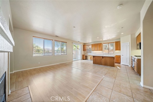 Detail Gallery Image 6 of 31 For 3175 Sand Pine Trl, Hemet,  CA 92545 - 4 Beds | 3/1 Baths
