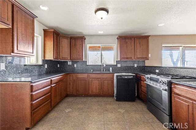 Detail Gallery Image 17 of 58 For 10761 Texas Hill, Dobbins,  CA 95935 - 2 Beds | 3 Baths