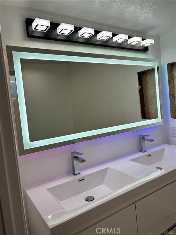 Detail Gallery Image 10 of 11 For 327 W Stocker St #4,  Glendale,  CA 91202 - 2 Beds | 2/1 Baths