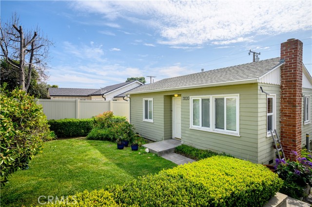 Detail Gallery Image 2 of 30 For 3120 Alabama, La Crescenta,  CA 91214 - 3 Beds | 1/1 Baths