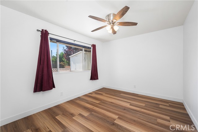 Detail Gallery Image 11 of 30 For 881 Majela Ln, Hemet,  CA 92543 - 2 Beds | 2 Baths