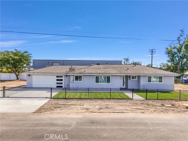 Detail Gallery Image 1 of 1 For 8825 Redwood Ave, Fontana,  CA 92335 - 3 Beds | 2 Baths