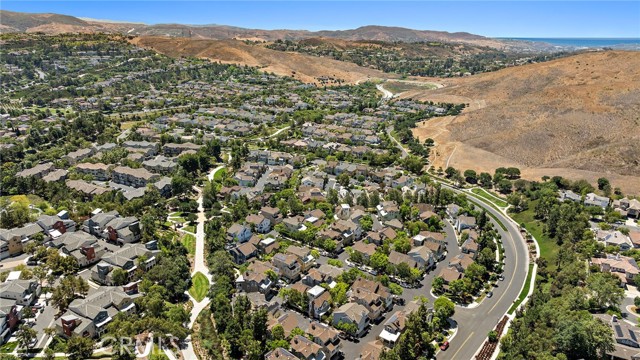 19 Rinehart Road, Ladera Ranch CA: https://media.crmls.org/medias/9b24d4d7-e6b8-4ca2-84d8-fb5f4267e850.jpg