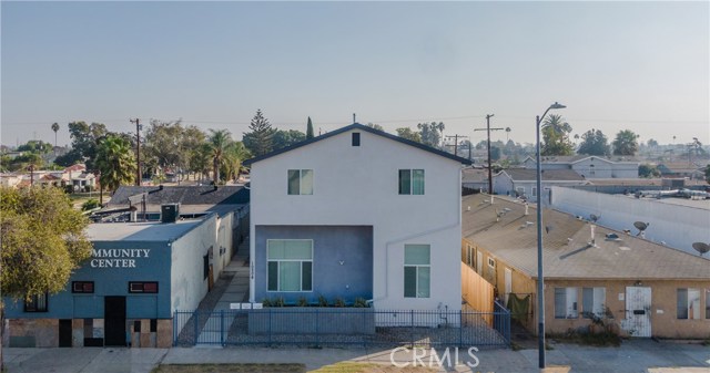 10206 S Main St, Los Angeles, CA 90003