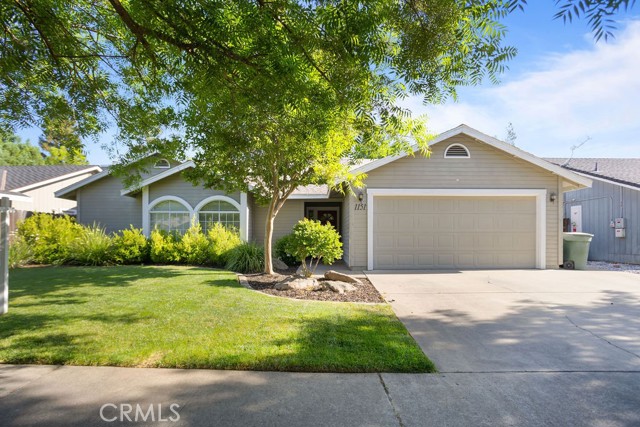 Detail Gallery Image 1 of 1 For 1151 E Donna Dr, Merced,  CA 95340 - 4 Beds | 2 Baths