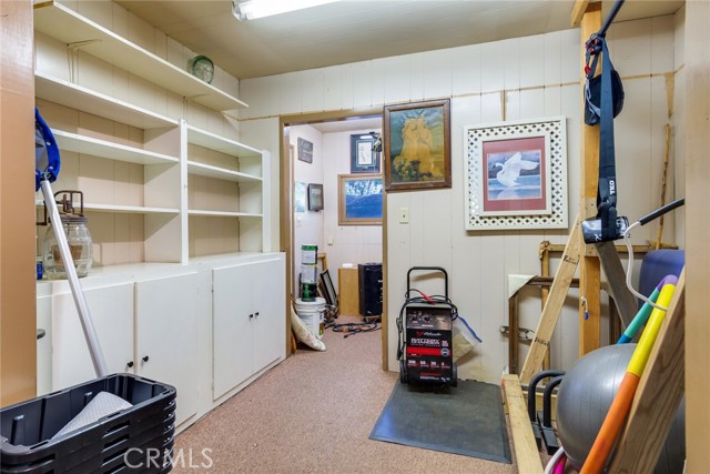 Image 35 of 66 For 39065 Oak Glen Road