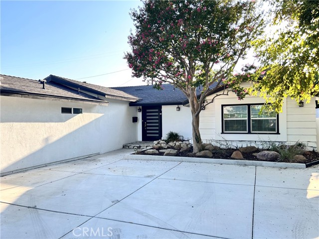8541 Belmar Avenue, Northridge CA: https://media.crmls.org/medias/9b2609e7-2018-48c7-915d-490e2e0d78b6.jpg