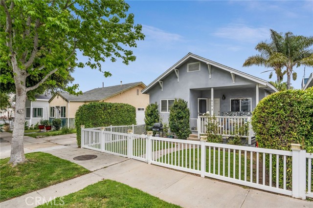 414 Gertruda Avenue, Redondo Beach, California 90277, ,Residential Income,For Sale,Gertruda,SB24087672