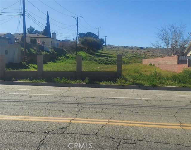 Detail Gallery Image 2 of 3 For 5 St E Avenue R, Palmdale,  CA 93550 - – Beds | – Baths