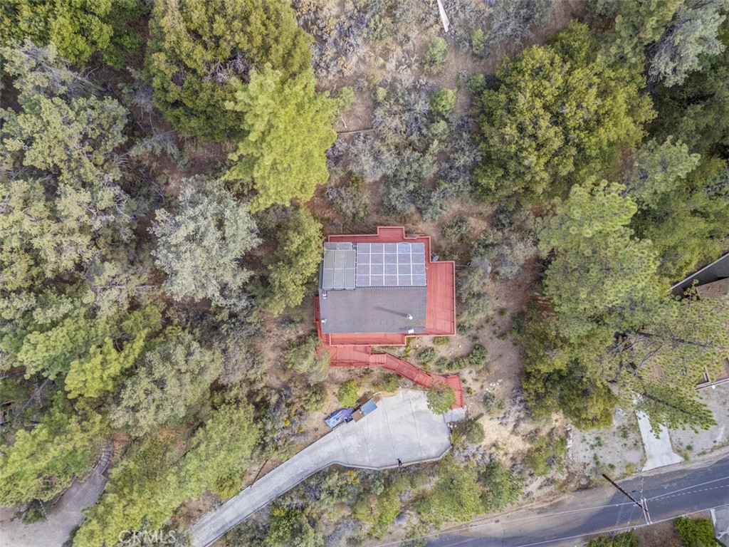 https://media.crmls.org/medias/9b26a6b7-3a1c-40ef-ba6f-103623b86bdd.jpg?preset=X-Large
