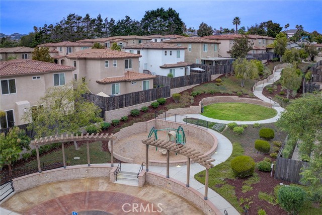 Detail Gallery Image 26 of 30 For 120 Village Cir, Pismo Beach,  CA 93449 - 3 Beds | 2/1 Baths