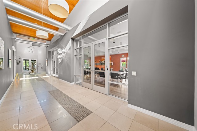 9 Compass Court, Aliso Viejo CA: https://media.crmls.org/medias/9b284814-6687-4e50-8d64-7eccdd271632.jpg