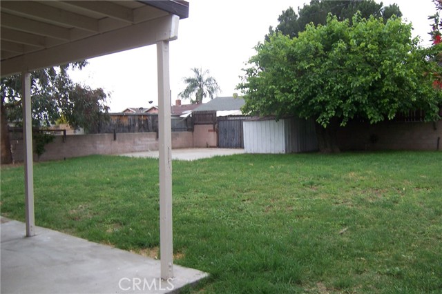 Detail Gallery Image 3 of 15 For 3008 Serrano Rd, San Bernardino,  CA 92405 - 2 Beds | 1 Baths