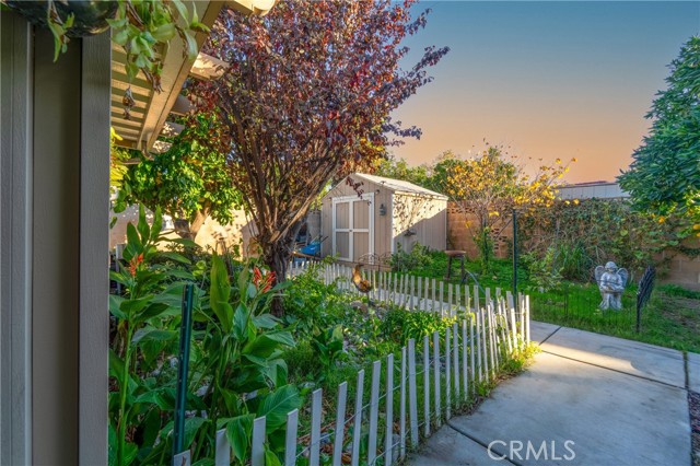 41363 Plumrose, Hemet CA: https://media.crmls.org/medias/9b29b906-05d8-4d52-8b28-add858bc0df6.jpg