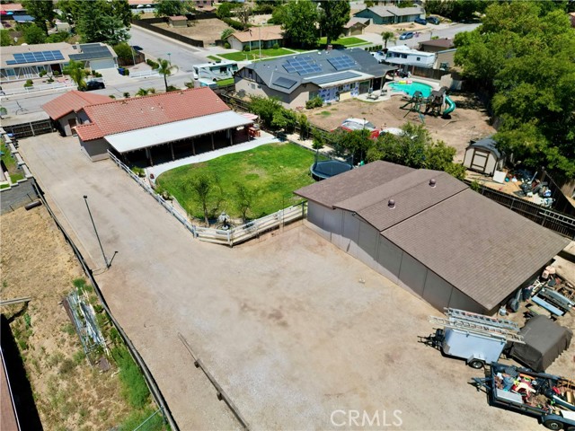 33127 Camelot Drive, Yucaipa CA: https://media.crmls.org/medias/9b2a51cf-98f8-4258-a2ee-263c18739a61.jpg