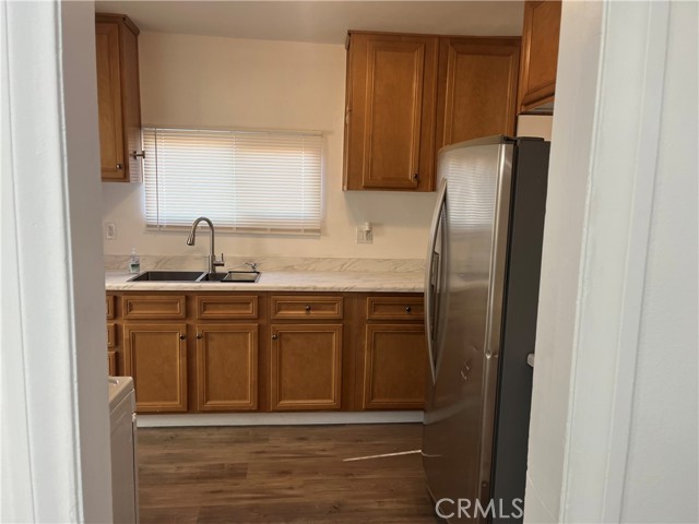 Detail Gallery Image 5 of 18 For 10322 Plainview Ave, Tujunga,  CA 91042 - 2 Beds | 1 Baths