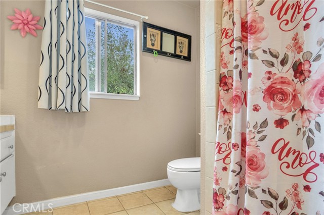 Detail Gallery Image 28 of 37 For 1925 Glenoaks Blvd Unit #100, San Fernando,  CA 91340 - 3 Beds | 2/1 Baths